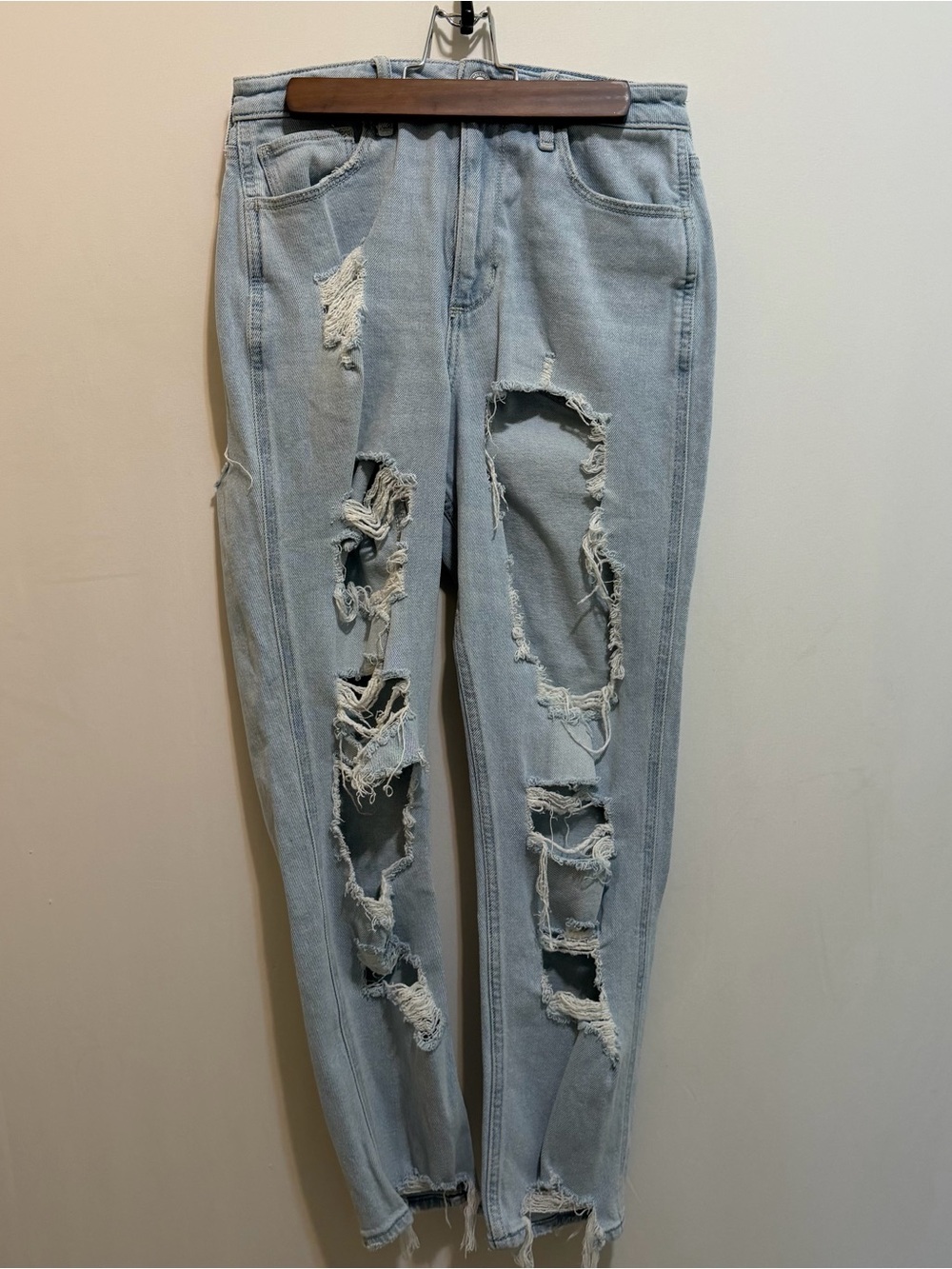 Hollister Light Blue Distressed Curvy High-rise Jeans